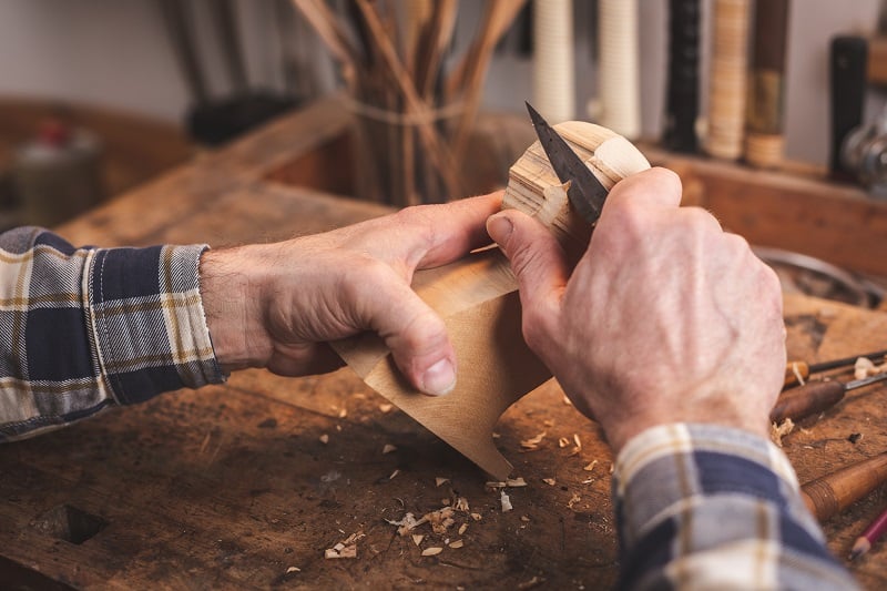 Whittling-Hobbies-For-Men