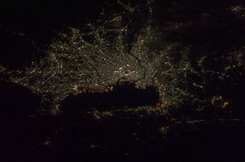 Токио ночью из космоса