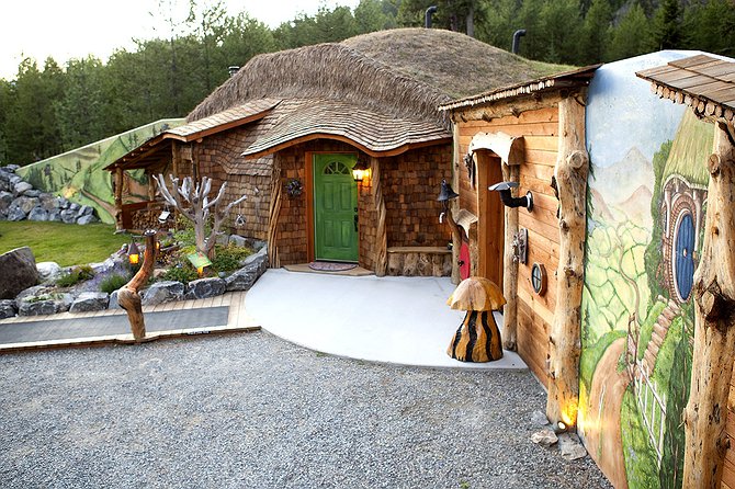 Hobbit House – Деревня Хоббитов, вдохновленная " Властелином Колец"